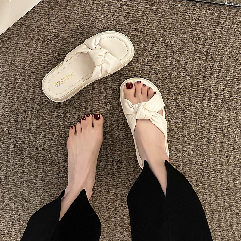 Yüksek Topuklu, Bağcıksız Sand - Sandals incelemesi ve fiyatı